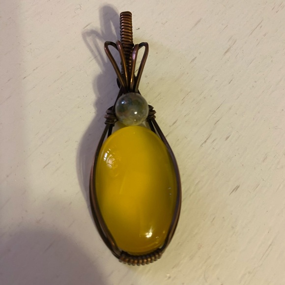 New hand wired stone necklace set in copper - Picture 1 of 2